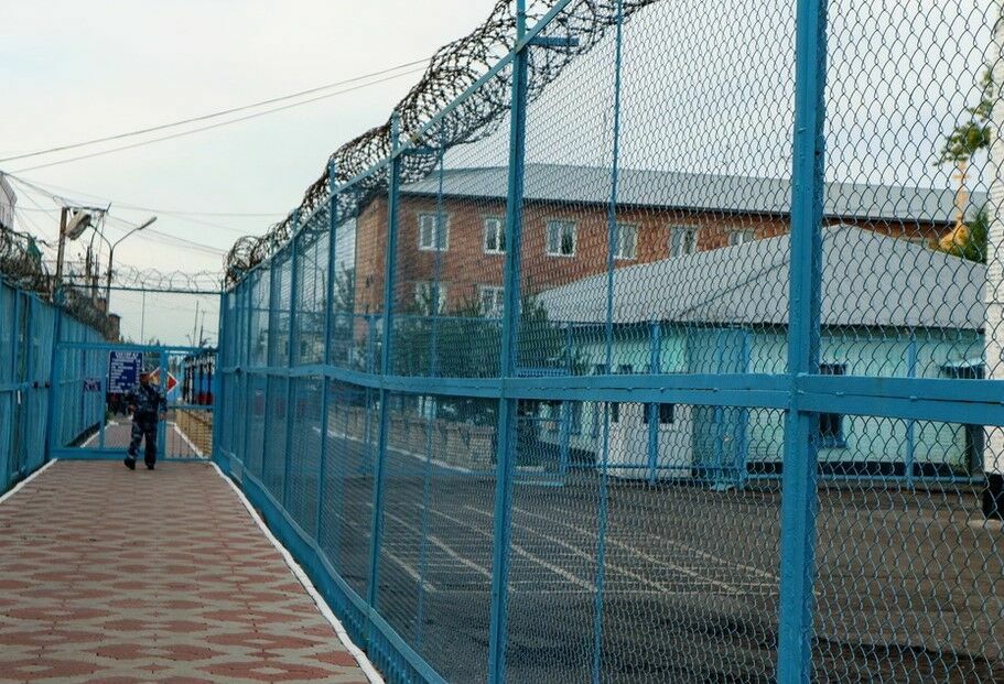 Gulagu.net сообщил о массовом побоище заключенных в колонии Приморского края