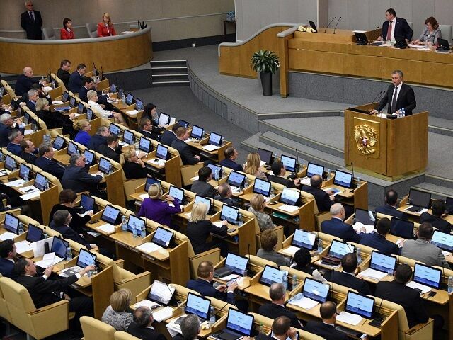 Комитет Госдумы одобрил запрет на пять лет избираться в Думу экстремистам