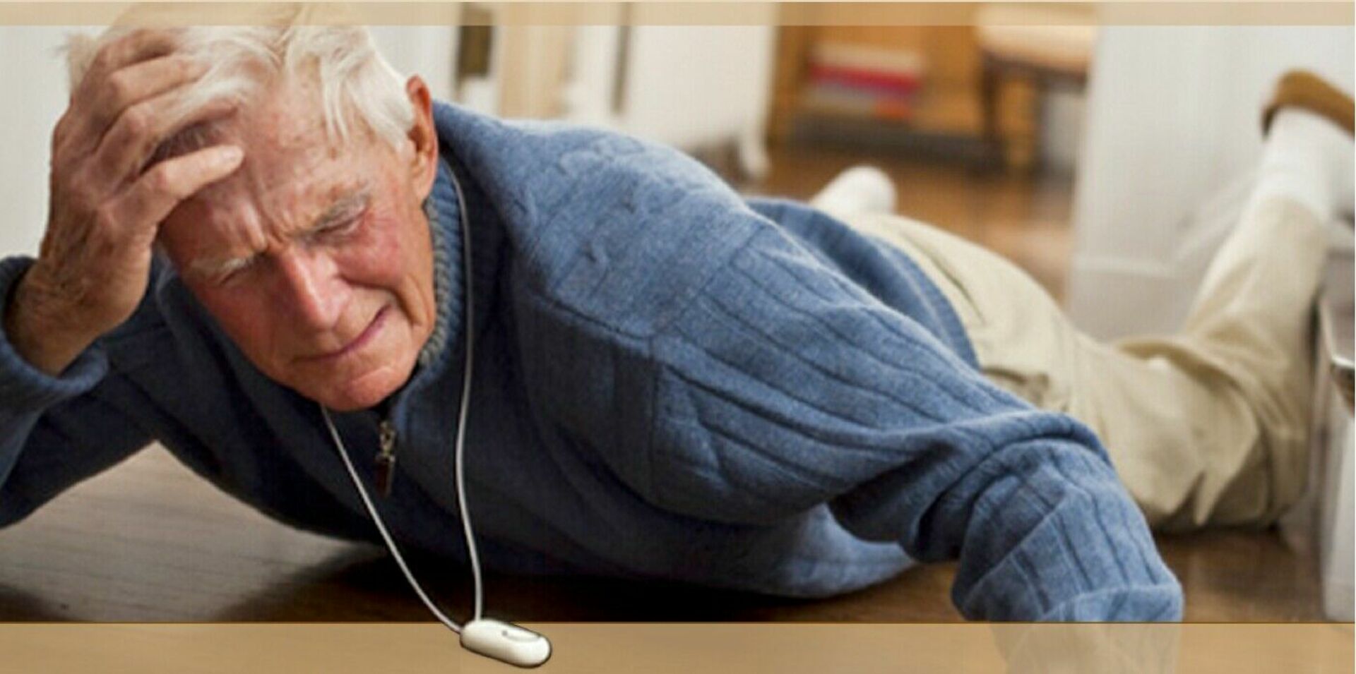 У пожилых людей снижается. Травматизм в пожилом возрасте. Травматизм пожилых людей. Падение пожилых. Старик падает.