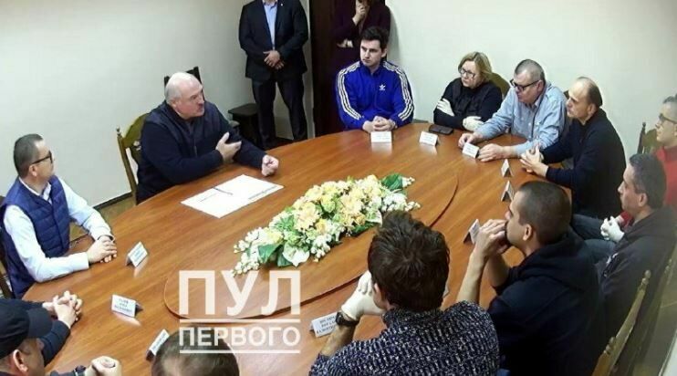 Лукашенко встретился с задержанными оппозиционерами в СИЗО