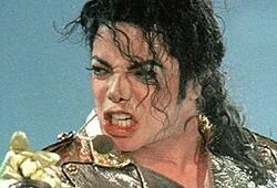 Патологоанатом назвал смерть короля поп-музыки Майкла Джексона убийством
