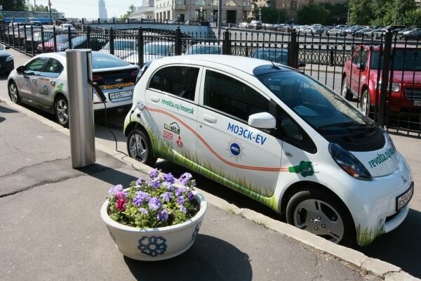 Власти Москвы закупят 30 электромобилей для нужд города