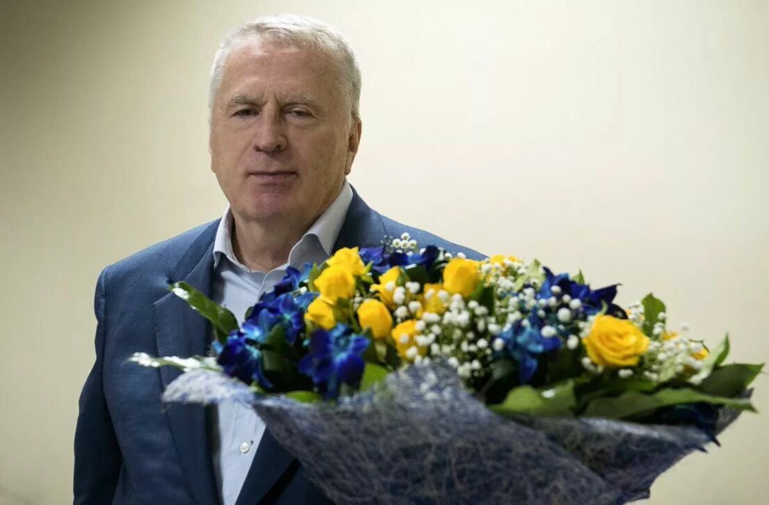 Жириновский призвал мужчин освободить женщин от семейной кабалы