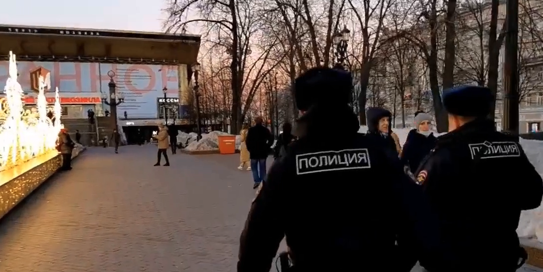 В Москве начались задержания участников антивоенной акции