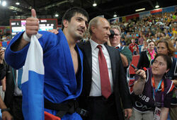 Новое золото дзюдоистов вернуло Россию на девятое место в медальном зачете