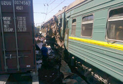 Удар товарняка пришелся на седьмой вагон скорого поезда Москва-Кишинев