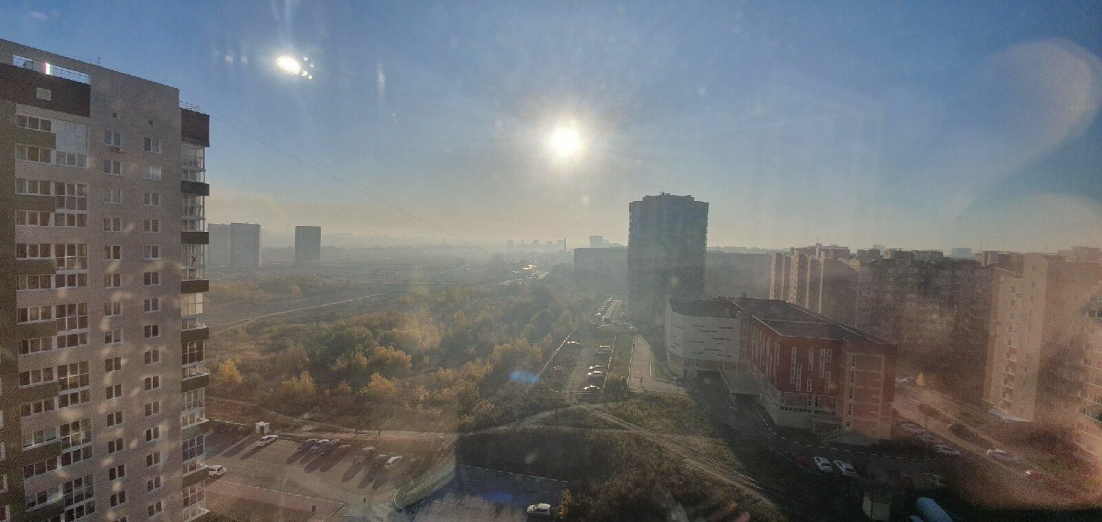 Омск накрыло густым смогом