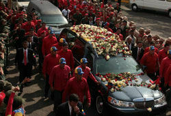 «Миссия выполнена, Команданте!» — В Каракасе похоронили Уго Чавеса