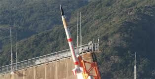 Япония отправила в космос  маленький спутник на самой маленькой ракете