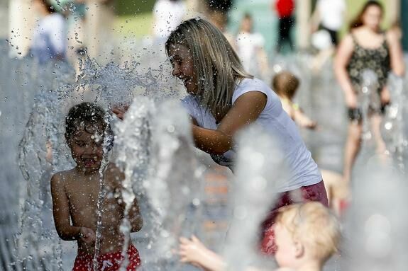 Жителей европейской части России ждет аномальная жара с 16 июня