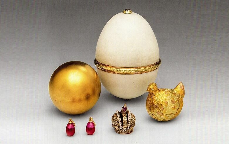 Коллекционер возмутился подделками яиц Фаберже на выставке в Эрмитаже