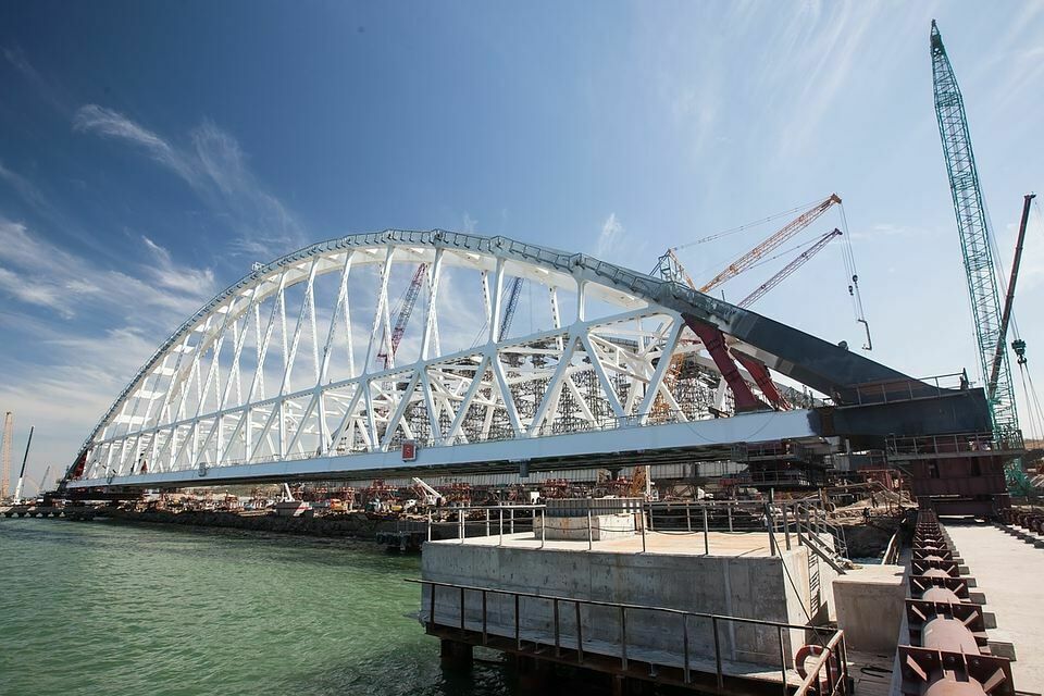 Мост даст рост: новая инфраструктура избавит Крым от дотационного статуса