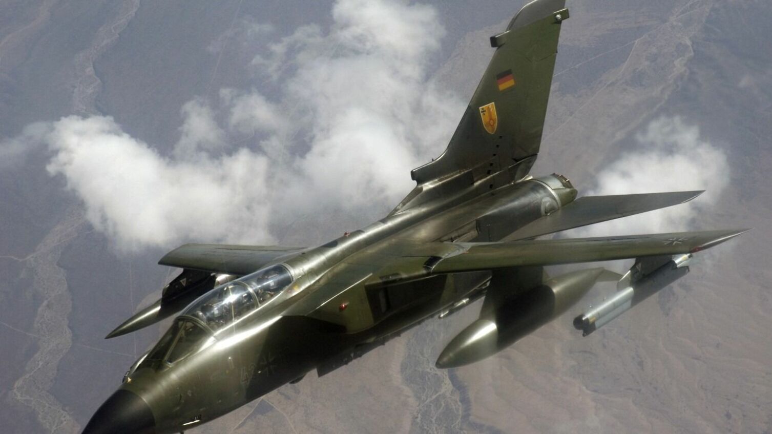 Замглавы МИД Украины предложил Германии отдать Украине 93 боевых самолета Tornado