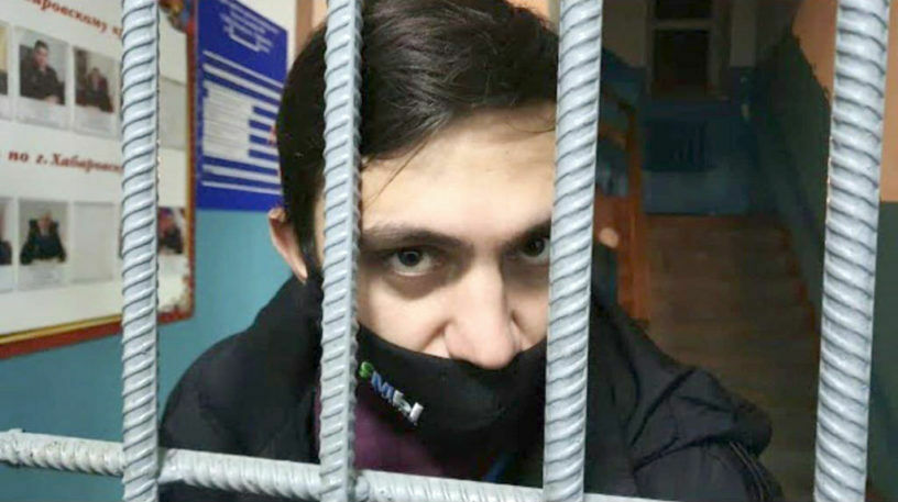 Журналиста в Хабаровске повторно задержали за освещение протестов