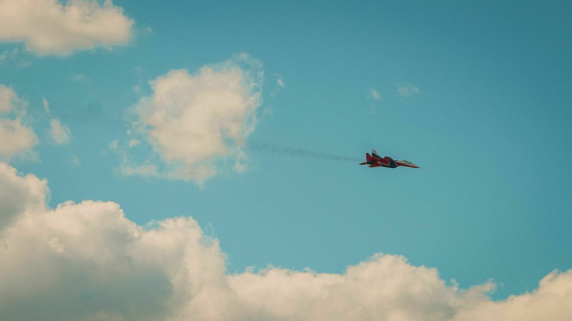 МиГ-31 подняли в небо из-за патрульного самолета Норвегии в Баренцевом море