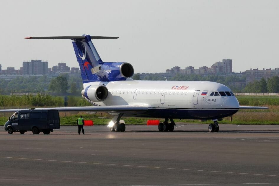 Самолет "Ижавиа" вынужденно вернулся в аэропорт Ижевска