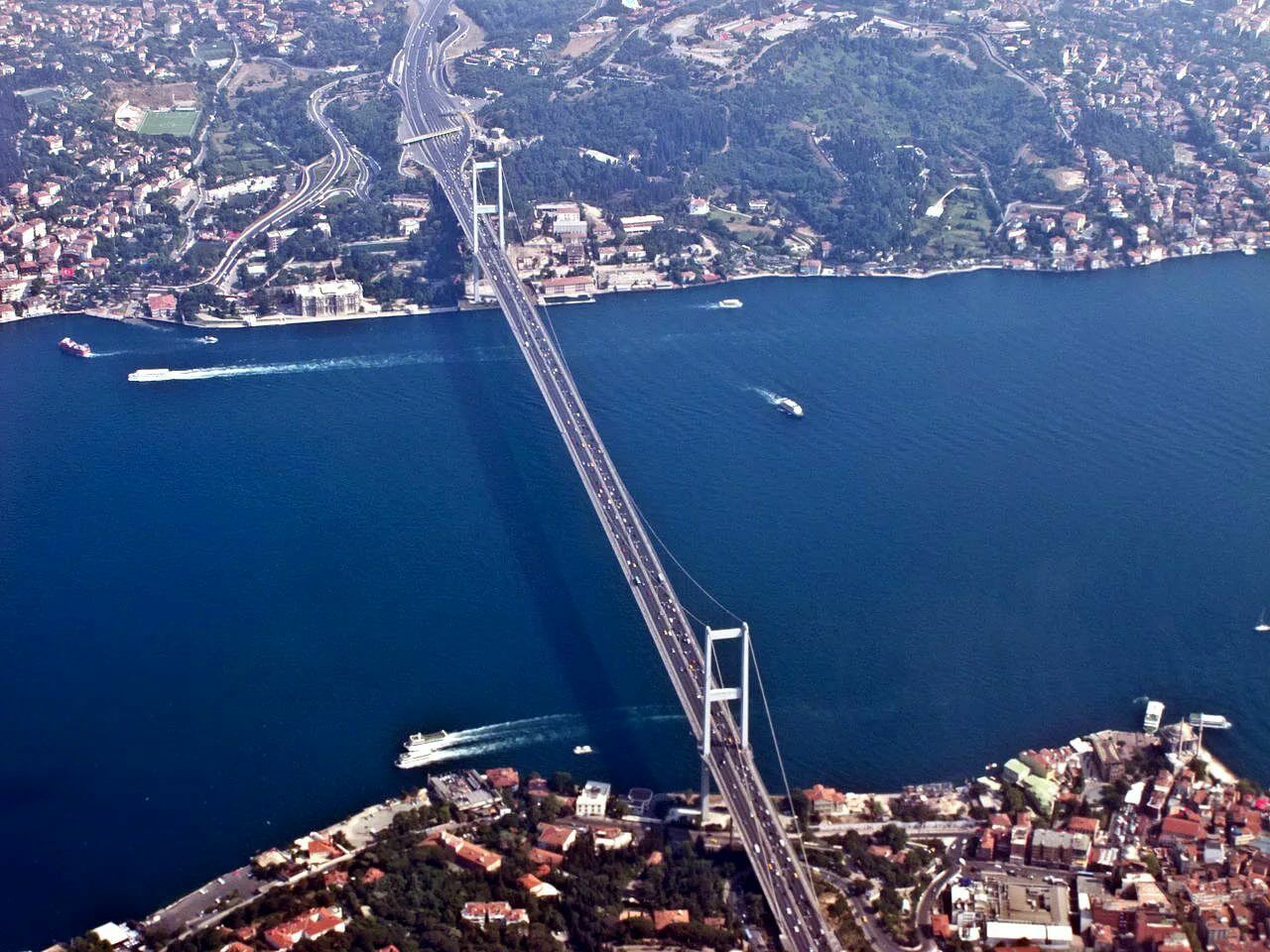 Турция начала строительство канала в обход Босфора