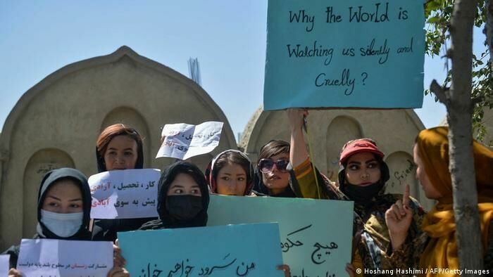«Талибы будут вынуждены сдаться»: афганки призывают мировое сообщество поддержать их