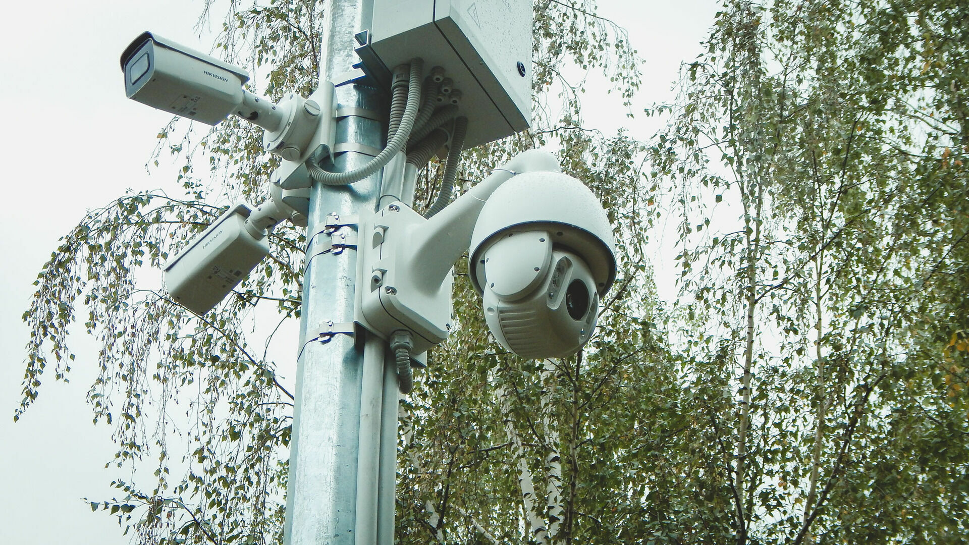 На Украине снова включили камеры наблюдения на дорогах, но не везде