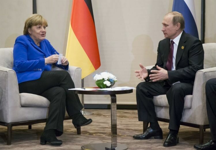 В Турции Путин провел встречу с Меркель
