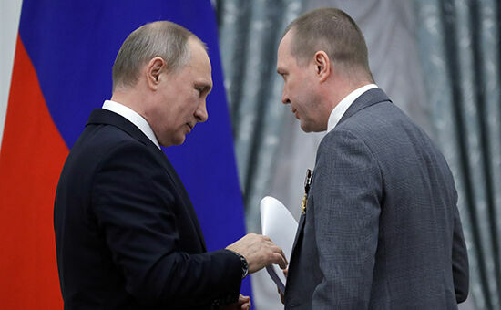 "Да дураки": Путин отреагировал на обыски у Серебренникова