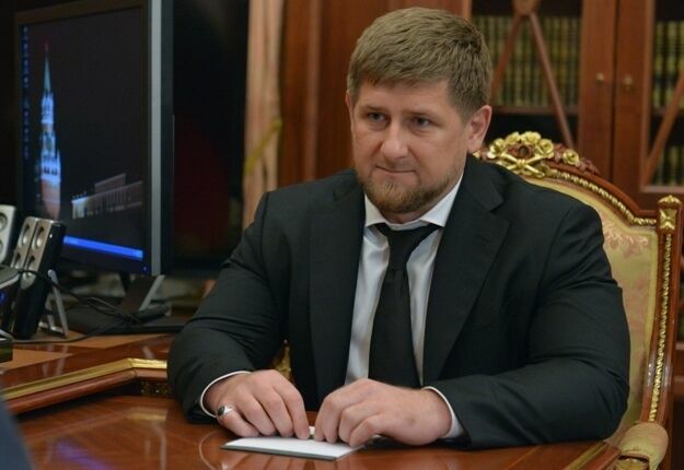 Кадыров пообещал расследовать нападение на офис правозащитников в Грозном