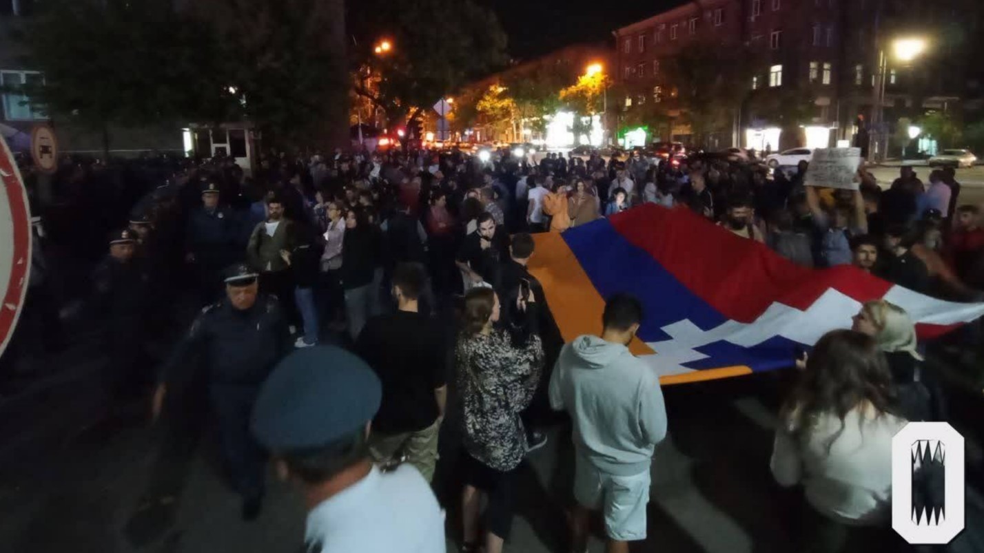 беспорядки в Ереване