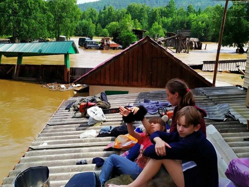 Российский Детский фонд открыл программу «Иркутское наводнение: дети»