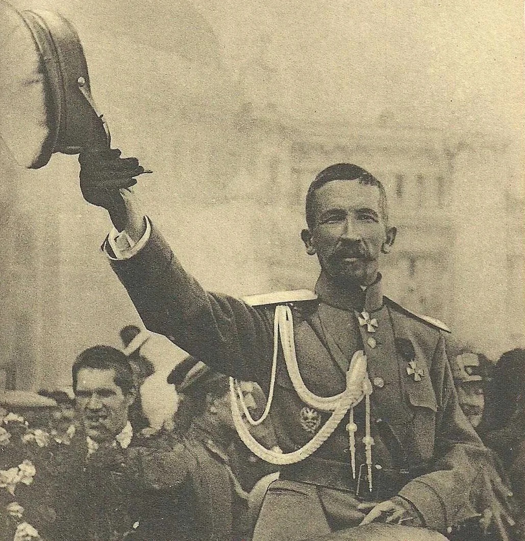 Главнокомандующий Лавр Корнилов возглавил вооруженный мятеж в 1917 году