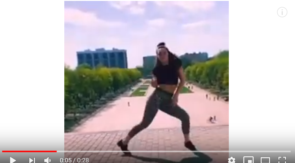 Брянский суд оштрафовал девушку за неуважение к обществу, выраженное в танце