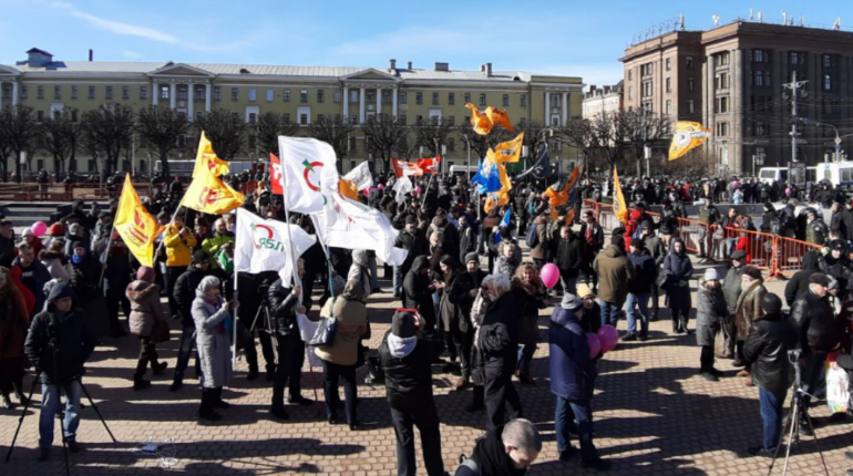 В Петербурге на митинг "За свободные выборы" пришло 700 человек