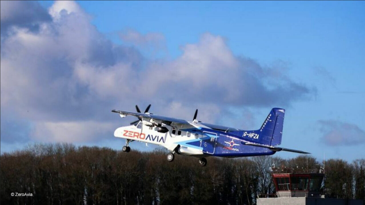 В Англии успешно испытали 19-местный самолет на водородно-электрическом двигателе