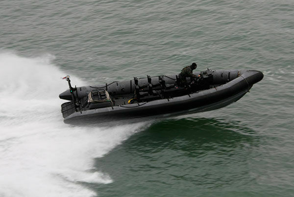 "Калашников" представил первую штурмовую лодку для спецназа