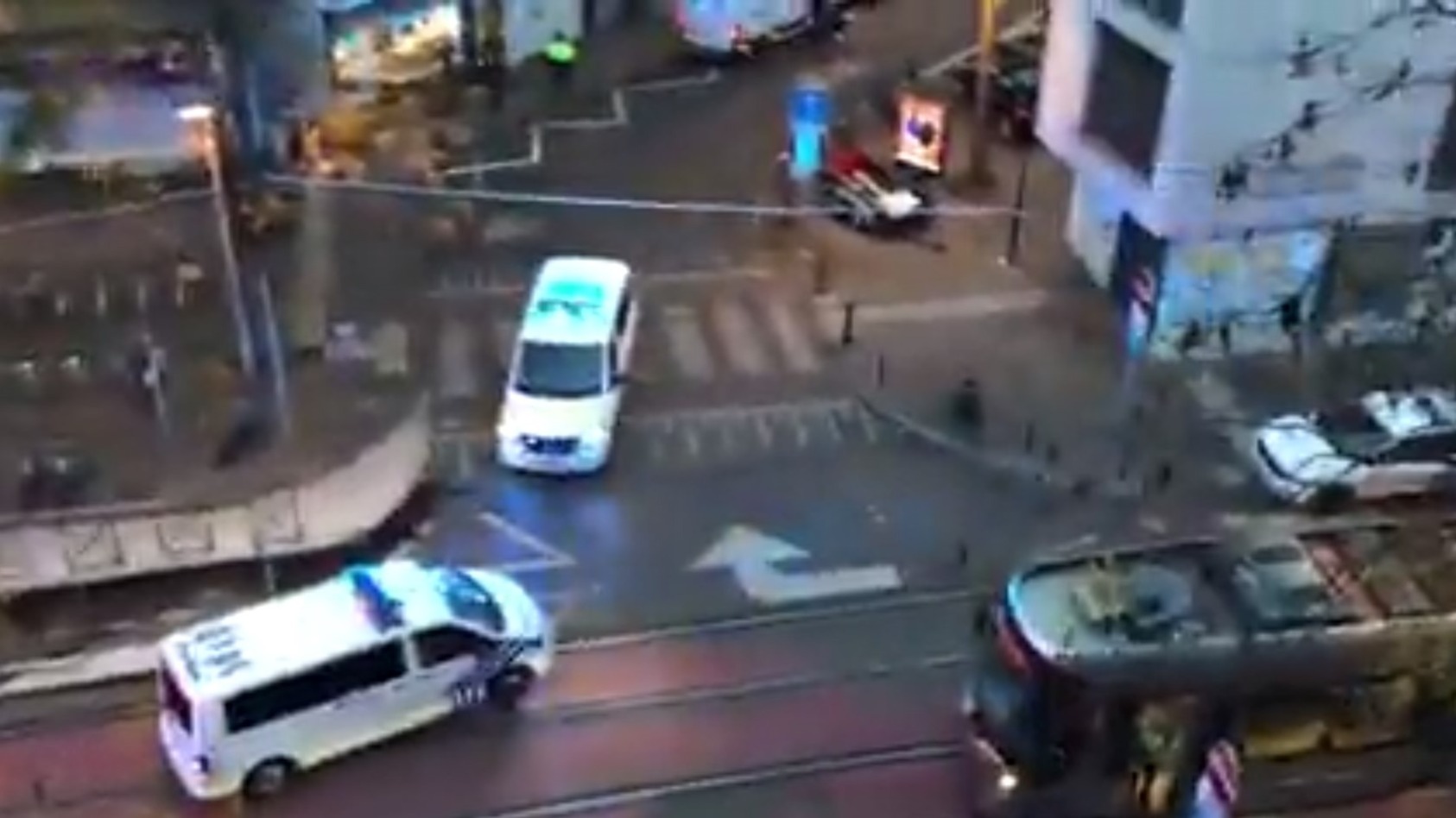 В Брюсселе ликвидировали подозреваемого в нападении на шведских болельщиков (ВИДЕО)
