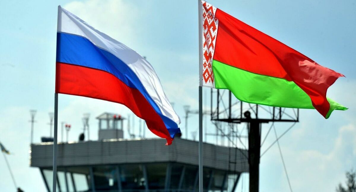 Эксперт пояснил, почему Белоруссия обогнала Россию по уровню зарплат