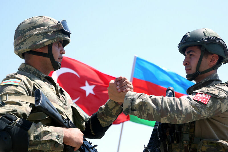 Вплоть до Третьей мировой... Чем грозит создание «тюркской армии»