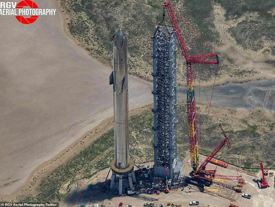 Новый Starship с ракетой-носителем будет выше статуи Свободы