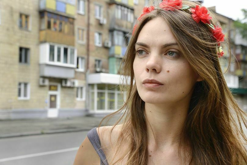 "Вы все - фейк": в Париже покончила с собой основательница Femen