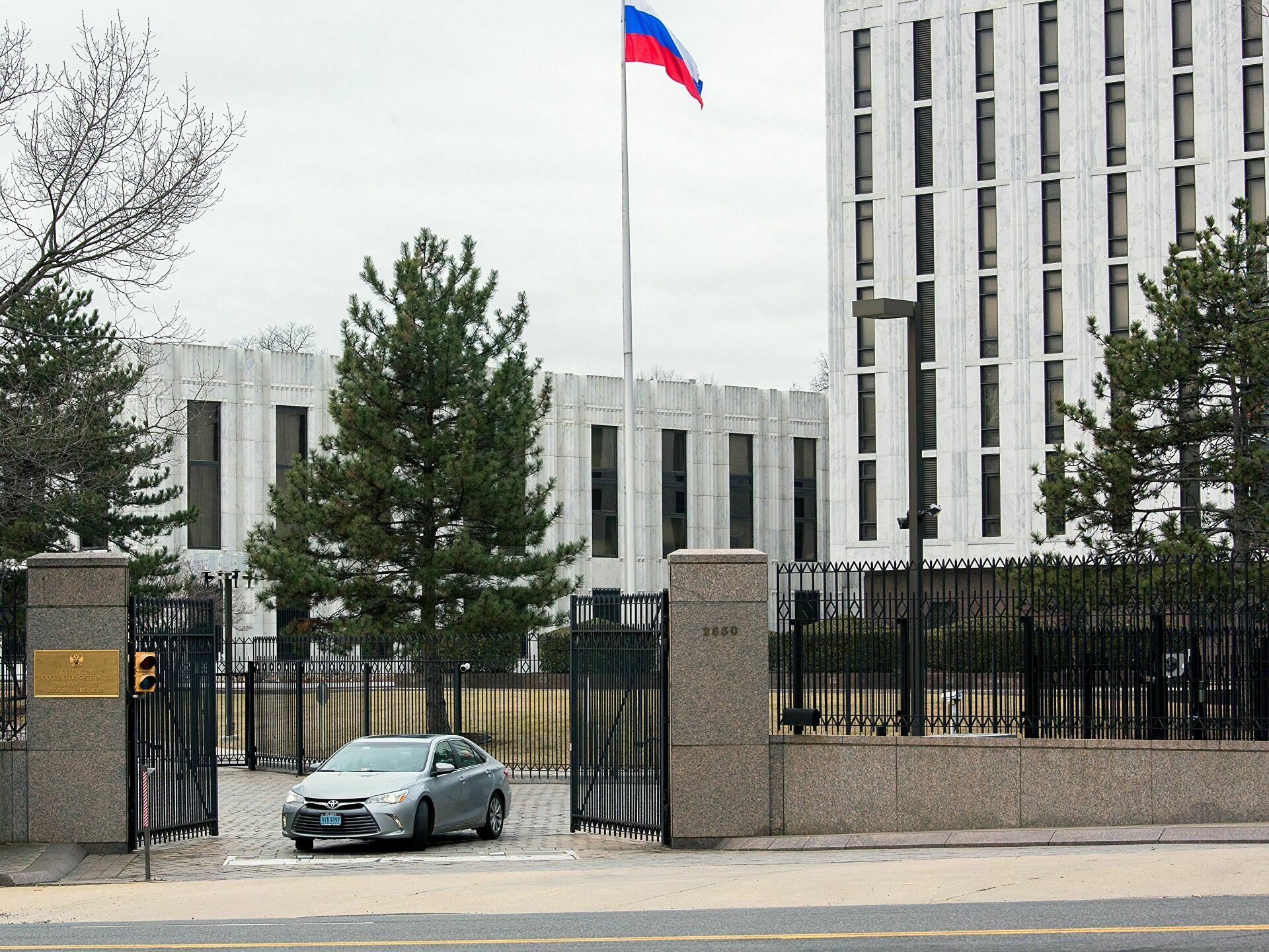В посольстве РФ назвали пустой болтовней обвинения Госдепа в применении химоружия