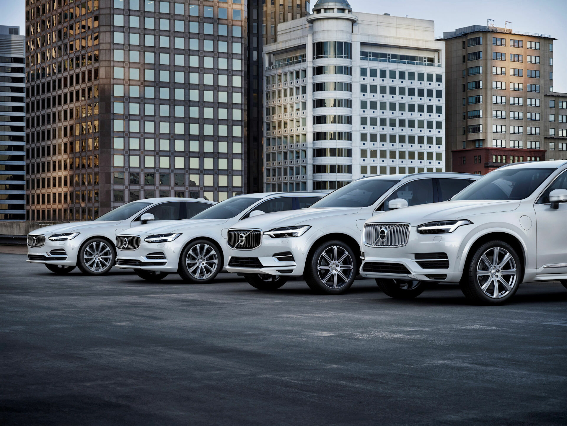 Volvo отзывает более 2 млн своих машин из-за бракованных ремней безопасности