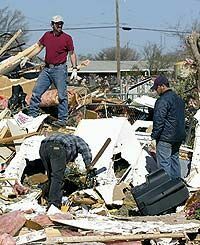 Торнадо снова разрушает Техас