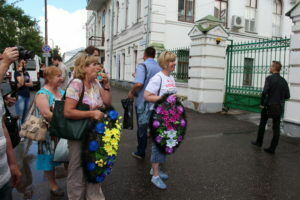 Костромичи освистали депутатов, голосовавших за пенсионную реформу