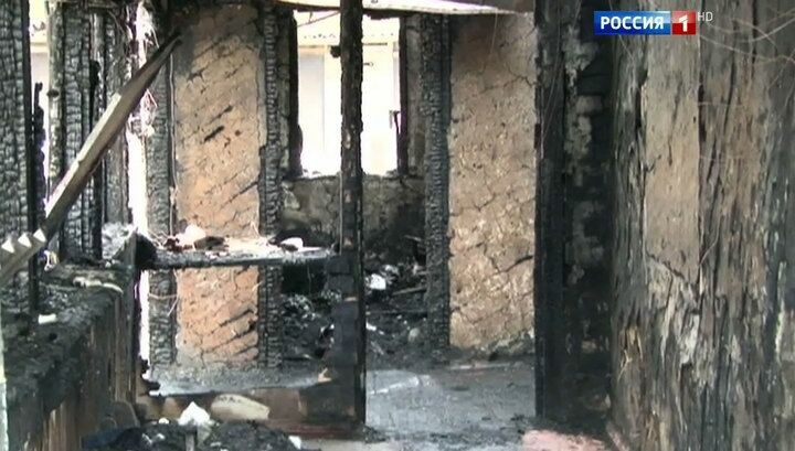 В Сыктывкаре трое взрослых и ребенок погибли при пожаре в частном доме