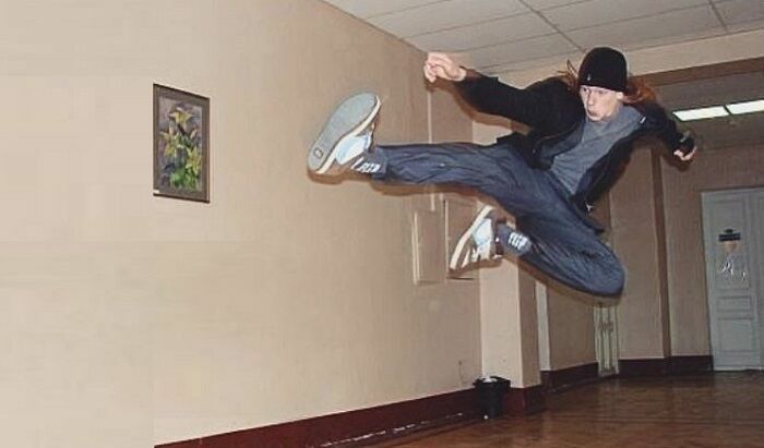 Внук Аллы Пугачевой показал фото с "прыжком каратиста"