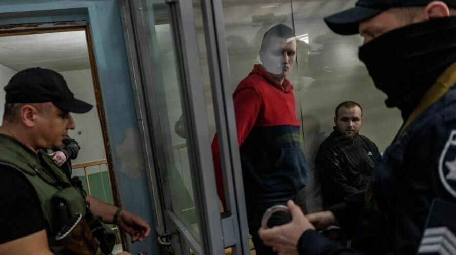 Двух российских военных на Украине приговорили к 11,5 годам колонии