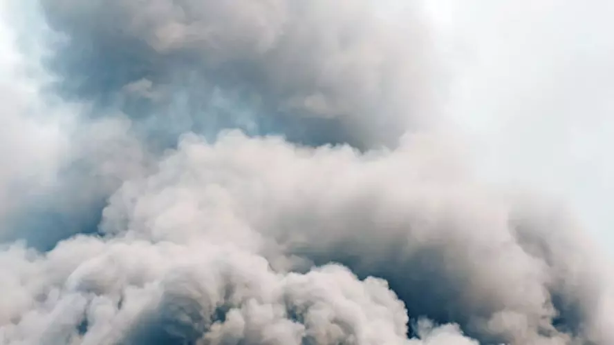 Сирена и дымовая завеса: в Севастополе снова звучала воздушная тревога