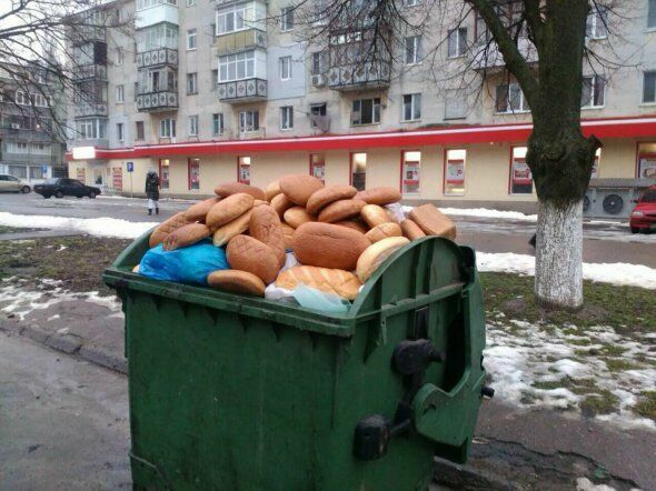 В Сызрани ритейлеры портят хлеб с истекшим сроком годности