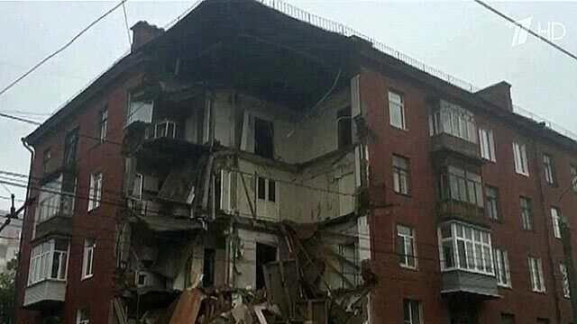 Жильцам двух подъездов рухнувшего дома в Перми разрешили вернуться в свои квартиры