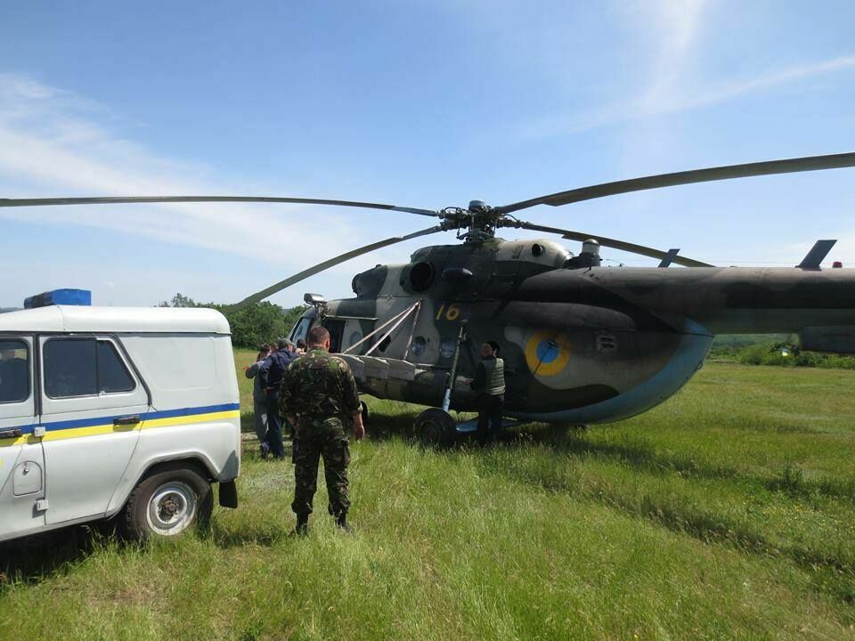 Разбившийся вертолет, на который не взяли Бабченко