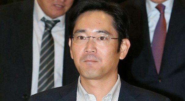Вице-президент Samsung арестован по делу президента Южной Кореи Пак Кын Хе